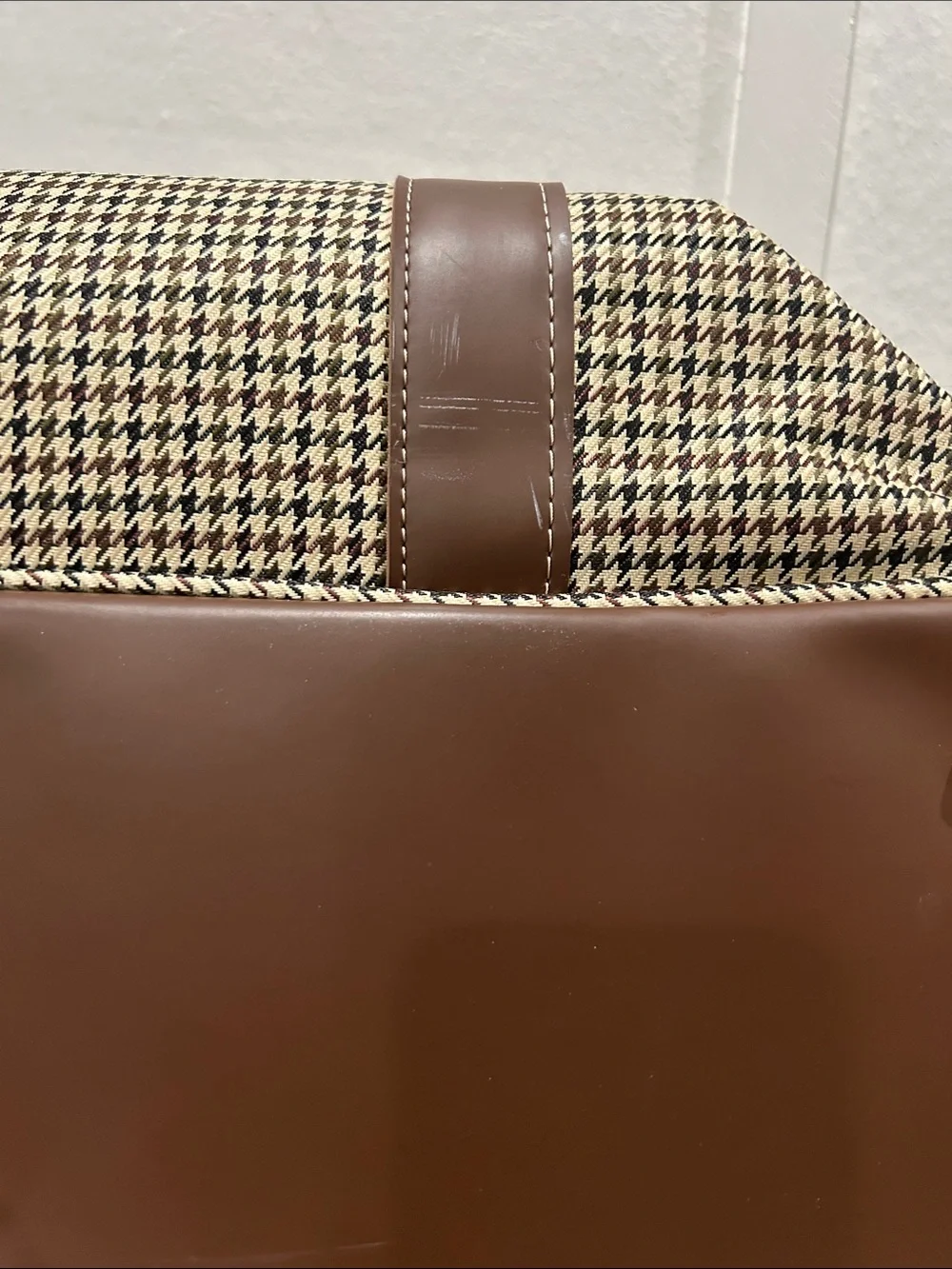 LONDON FOG Cambridge Weekender Bag 22”